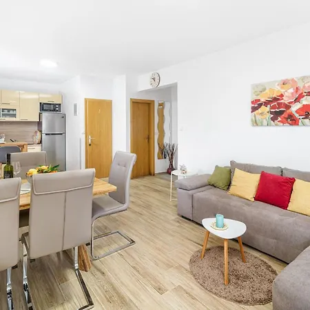 Apartman A4b By Interhome *