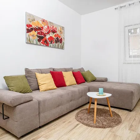 A4b By Interhome Apartman Vodice